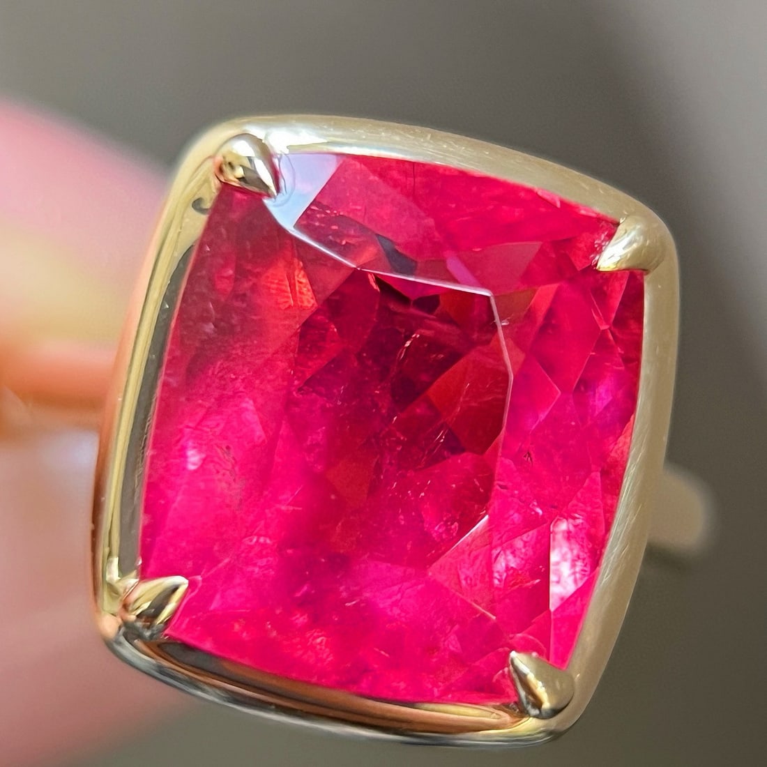 14k Gold 7.18 Ct Natural Tourmaline Ring (1 of 7)