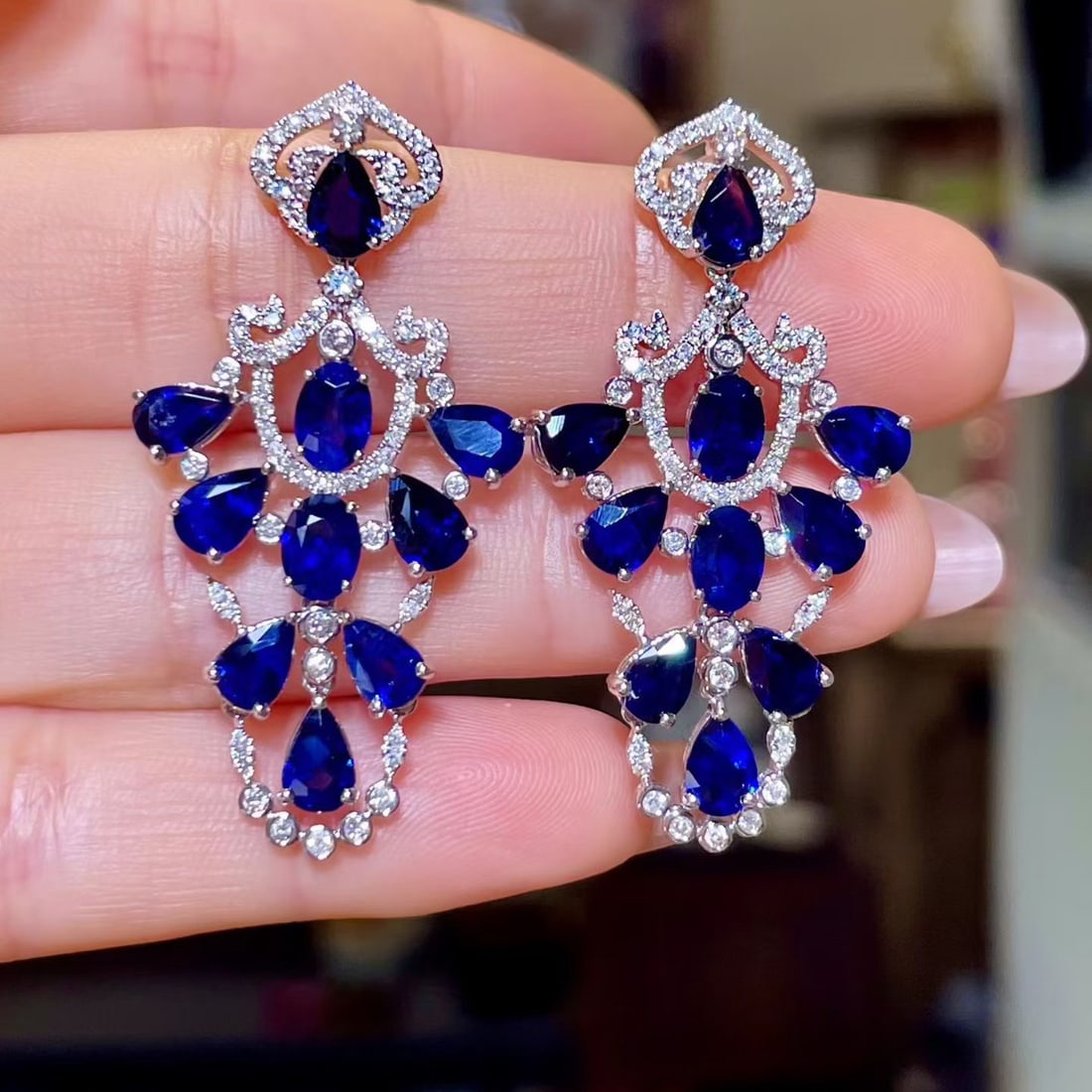 14k Gold 11.19 Ctw Natural Sapphire & Diamond Earrings: Ref:231148159 // gold content:14k gold // main gemstone:sapphire // shape:multiple // carat weight:10. 23ct // color:blue // treatment:natural // // adjacent gemstone 2 : diamond // shape:round //