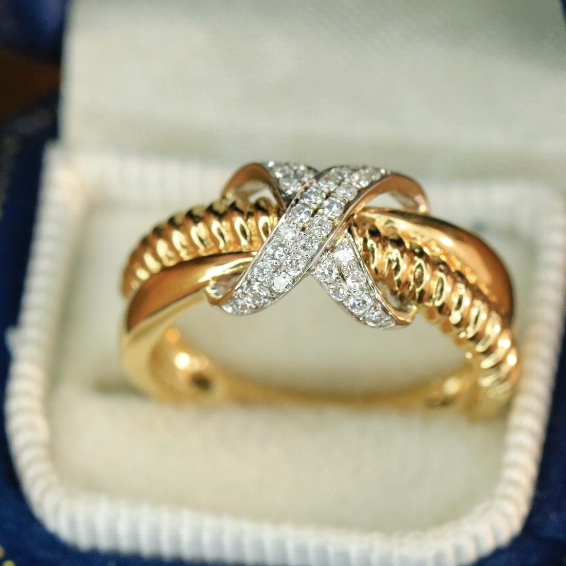 14k Gold 0.18 Ct Natural H Diamond Ring: Ref:231148164 // gold content:14k gold // ring size:7. 25us // // main gemstone:diamond // shape:round // carat weight:0. 18ct // clarity grade:vs-si // color:h // treatment:natural // cut grade:g // 