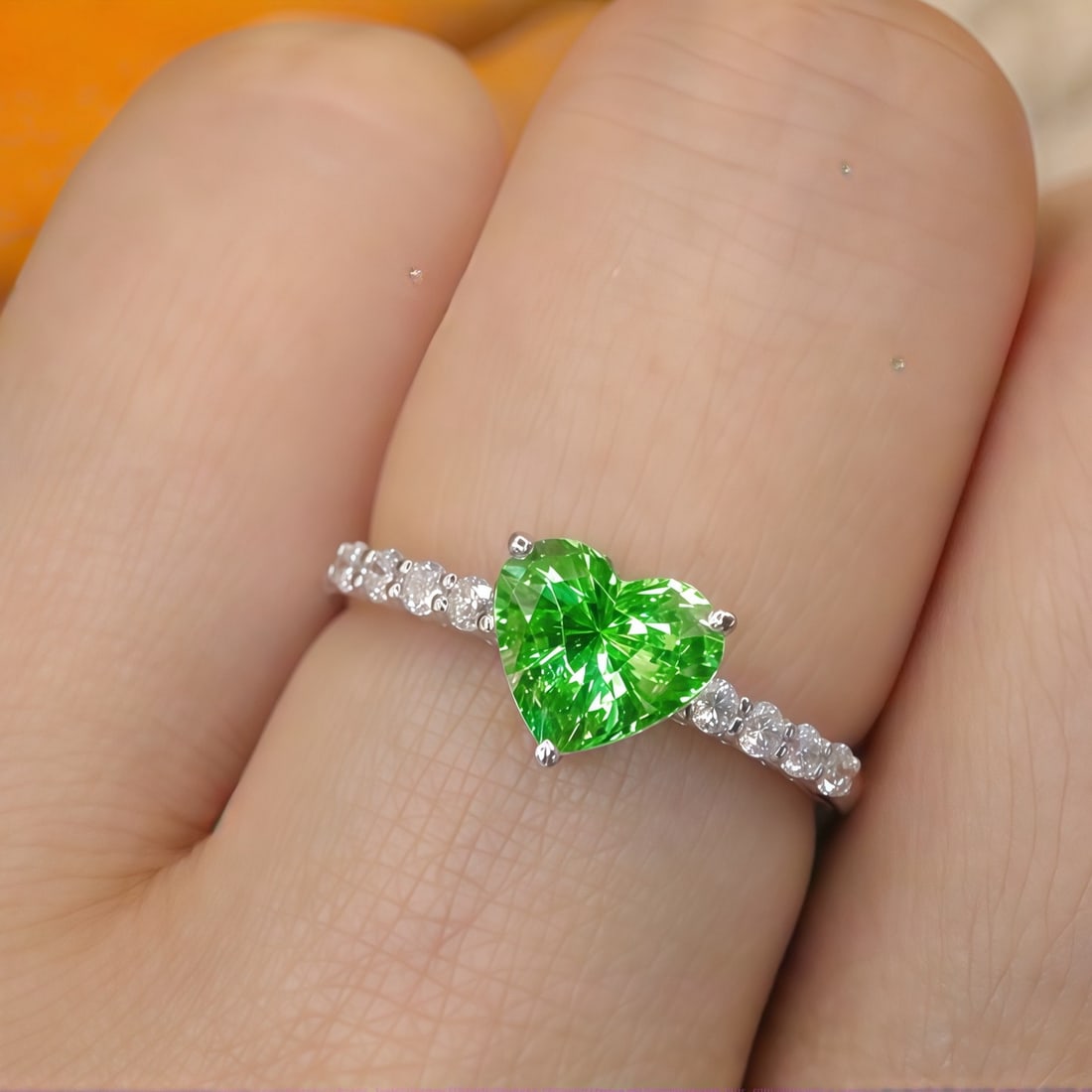 14k Gold 1.24 Ctw Natural Tsavorite & Diamond Ring - 5