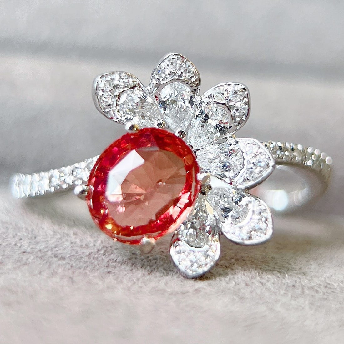 14k Gold 1.42 Ctw Natural Padparadscha Sapphire & Diamond Ring - 2