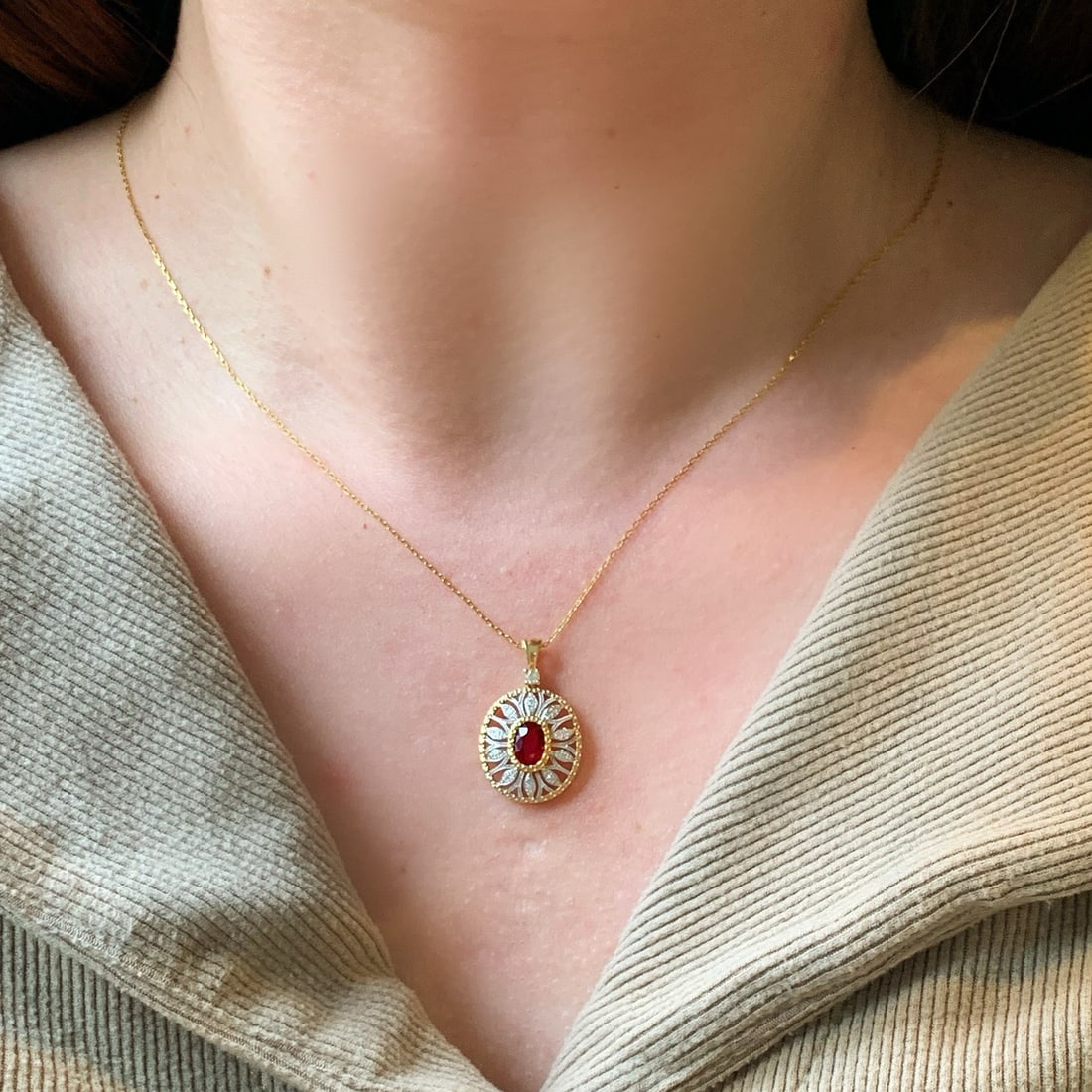 14k Gold 0.65 Ctw Vivid Red Natural Ruby & Diamond Pendant( Without Chain ) - 4