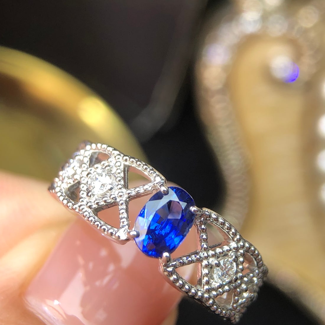 14k Gold 0.74 Ctw Natural Sapphire & Diamond Ring: Ref:231148222 // gold content:14k gold // ring size:7. 25us // // main gemstone:sapphire // shape:oval // carat weight:0. 61ct // color:blue // treatment:natural // // adjacent gemstone 2 : diamond