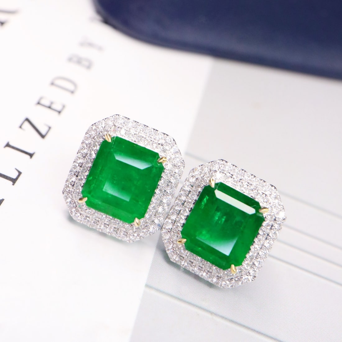 14k Gold 4.71 Ctw Vivid Green Natural Emerald & Diamond Earrings: Ref:231148242 // gold content:14k gold // main gemstone:emerald // shape:octagonal // carat weight:4. 17ct // color:vivid green // treatment:natural // // adjacent gemstone 2 : diamond // shape:round 