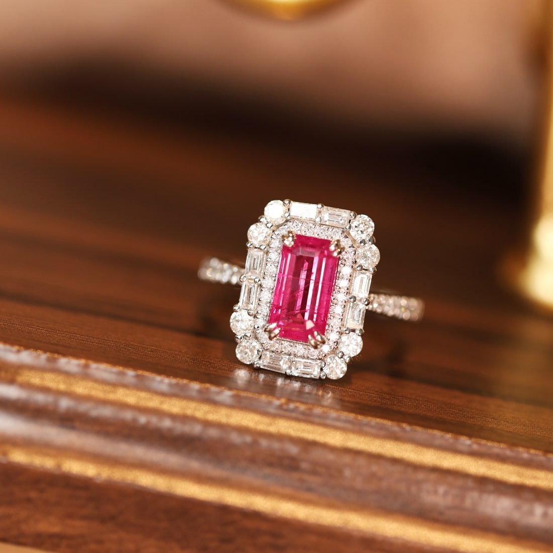 14k Gold 3.10 Ctw Natural Ruby & Diamond Ring: Ref:231148249 // gold content:14k gold // ring size:7. 25us // // main gemstone:ruby // shape:octagonal // carat weight:2. 05ct // color:red // treatment:natural // // adjacent gemstone 2 : diamond