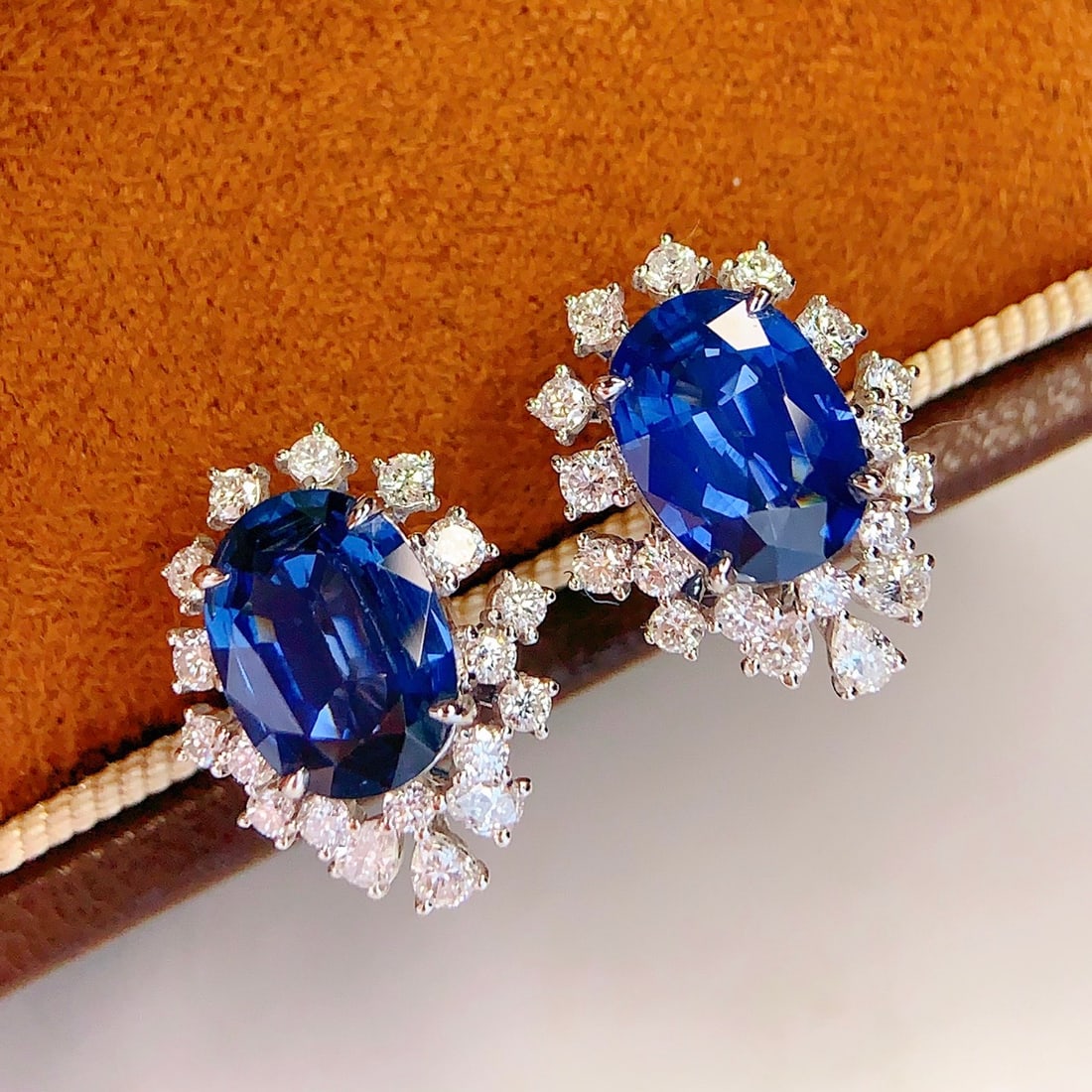 14k Gold 3.33 Ct Natural Sapphire & Diamond Earrings - 5