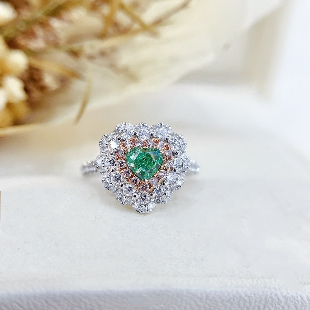 14k Gold 1.21 Ctw Natural Green Diamond & Diamond Ring: Ref:231148318 // gold content:14k gold // ring size:7. 25us // // main gemstone:green diamond // shape:heart // carat weight:0. 51ct // color:green // treatment:natural // // adjacent gemstone 2 :