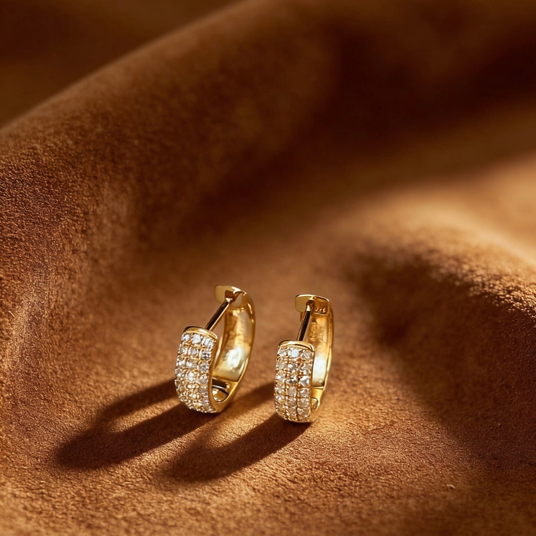 14k Gold 0.3 Ct Natural H Diamond Earrings: Ref:231148351 // gold content:14k gold // main gemstone:diamond // shape:round // carat weight:0. 3ct // clarity grade:vs-si // color:h // treatment:natural // cut grade:g // Condition: New Low