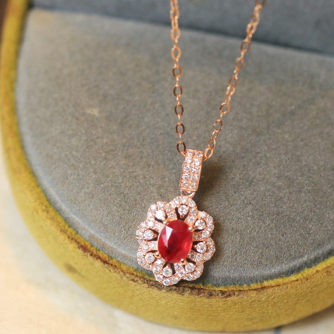 14k Gold 0.77 Ctw Natural Ruby & Diamond Pendant( Without Chain ): Ref:231148427 // gold content:14k gold // main gemstone:ruby // shape:oval // carat weight:0. 5ct // color:red // treatment:natural // // adjacent gemstone 2 : diamond // shape:round // carat