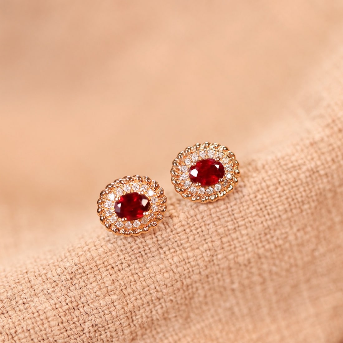 14k Gold 0.6 Ctw Natural Ruby & Diamond Earrings: Ref:231148428 // gold content:14k gold // main gemstone:ruby // shape:oval // carat weight:0. 5ct // color:red // treatment:natural // // adjacent gemstone 2 : diamond // shape:round // carat
