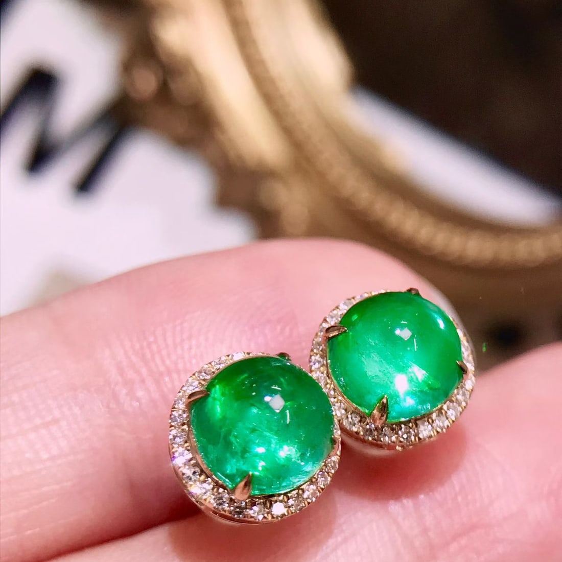14k Gold 2.7 Ct Natural Emerald & Diamond Earrings - 3