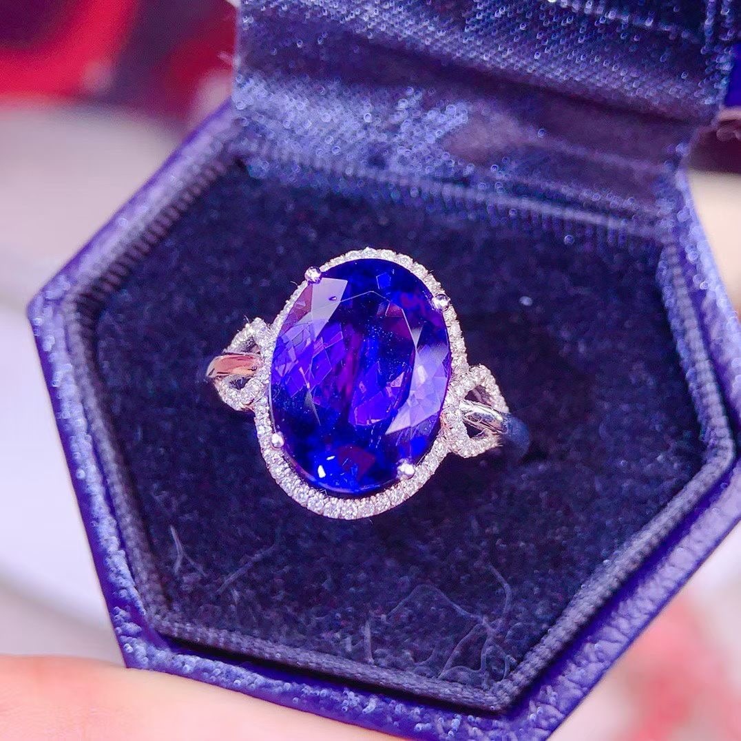 14k Gold 5.00 Ct Natural Tanzanite & Diamond Ring - 3
