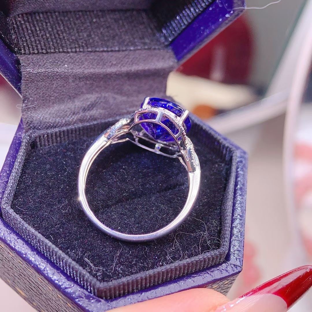 14k Gold 5.00 Ct Natural Tanzanite & Diamond Ring - 4