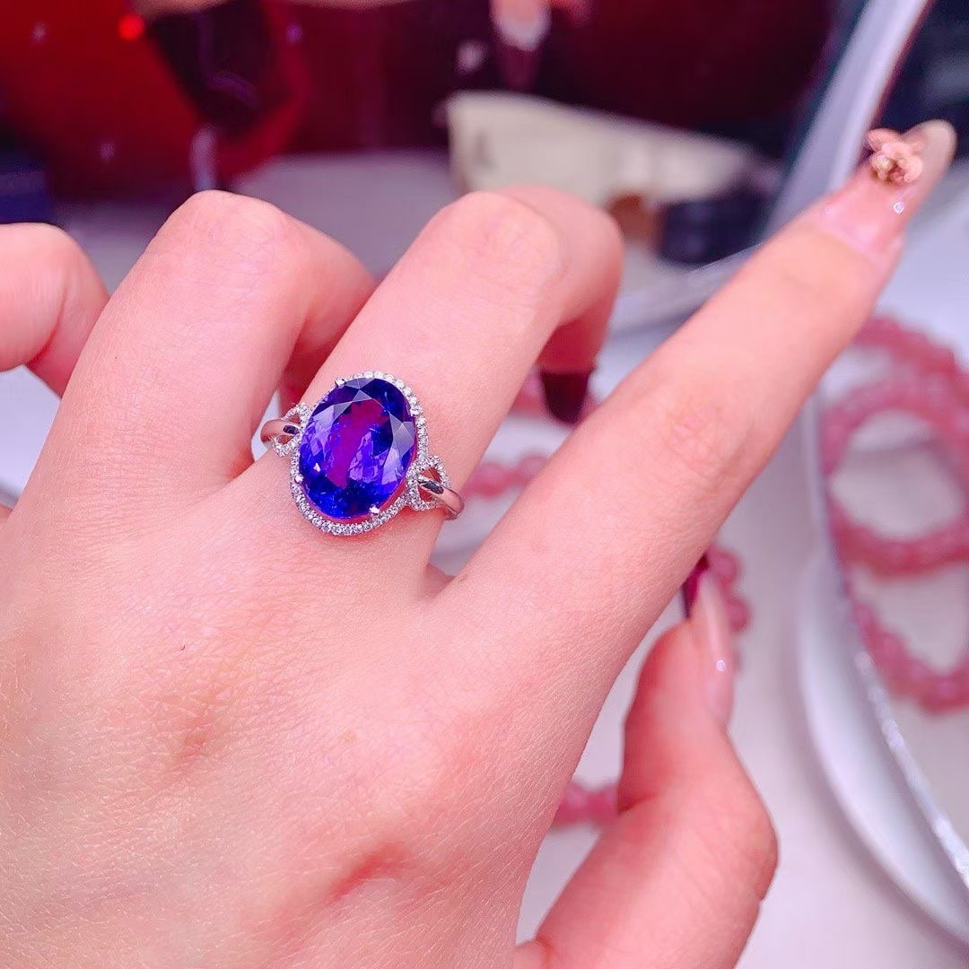 14k Gold 5.00 Ct Natural Tanzanite & Diamond Ring - 5