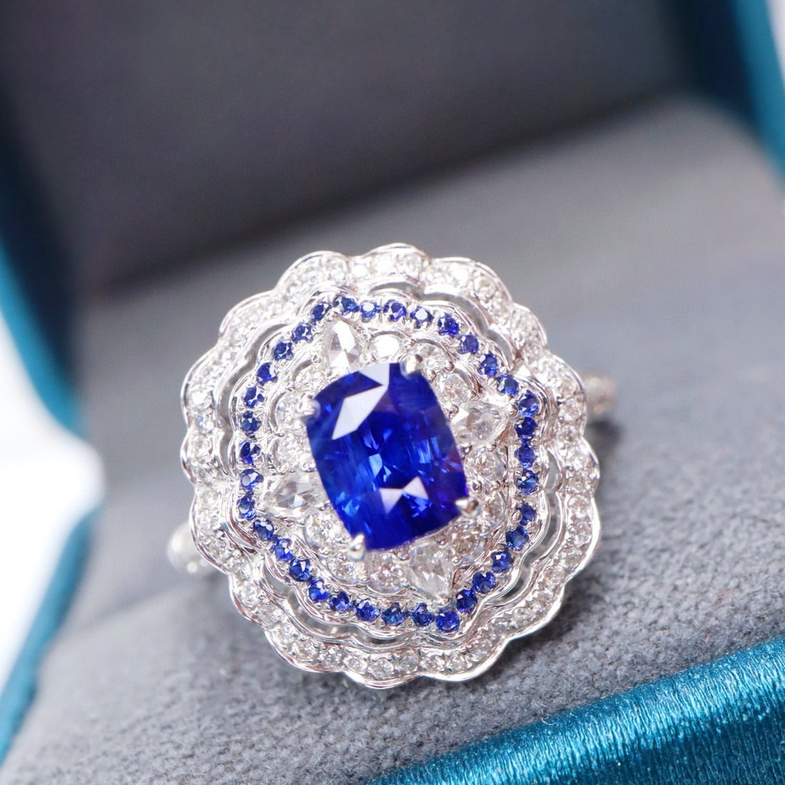 14k Gold 1.79 Ctw Natural Sapphire & Diamond Ring - 2