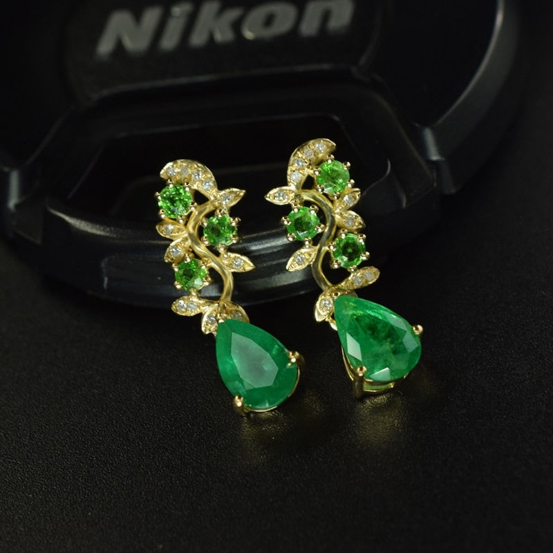 14k Gold 2.36 Ctw Natural Emerald & Diamond & Tsavorite Earrings - 3