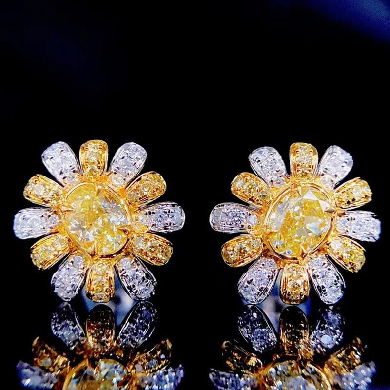 14k Gold 1.0 Ctw Natural Yellow Diamond & Color Diamond Earrings: Ref:231149050 // gold content:14k gold // main gemstone:yellow diamond // shape:oval // carat weight:0. 6ct // color:yellow // treatment:natural // // adjacent gemstone 2 : color diamond //