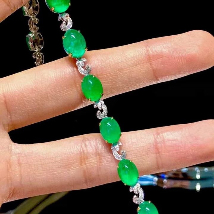 14k Gold 16.95 Ct Natural Emerald & Diamond Bracelet (1 of 7)
