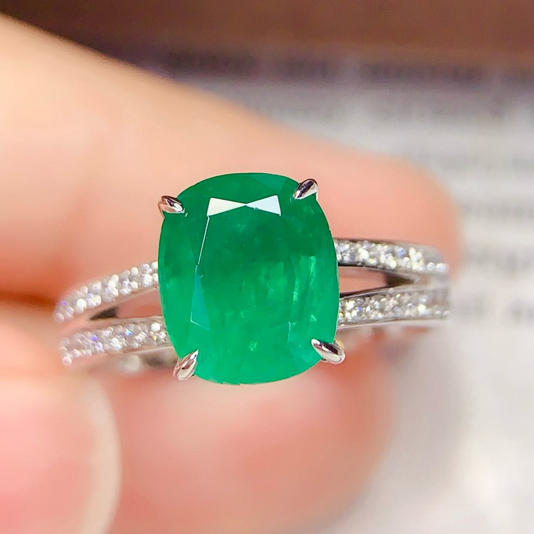 14k Gold 2.55 Ct Natural Emerald & Diamond Ring - 5
