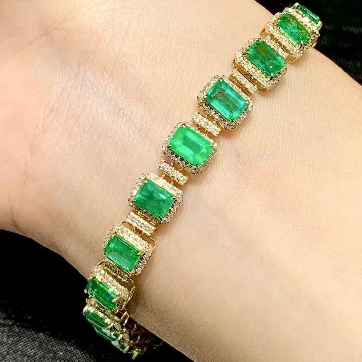 14k Gold 10.8 Ct Natural Emerald & Diamond Bracelet - 5