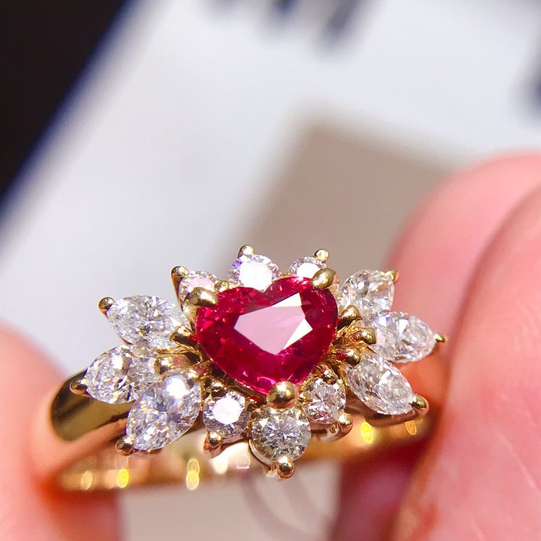 14k Gold 1.13 Ctw Natural Ruby & Diamond Ring - 4
