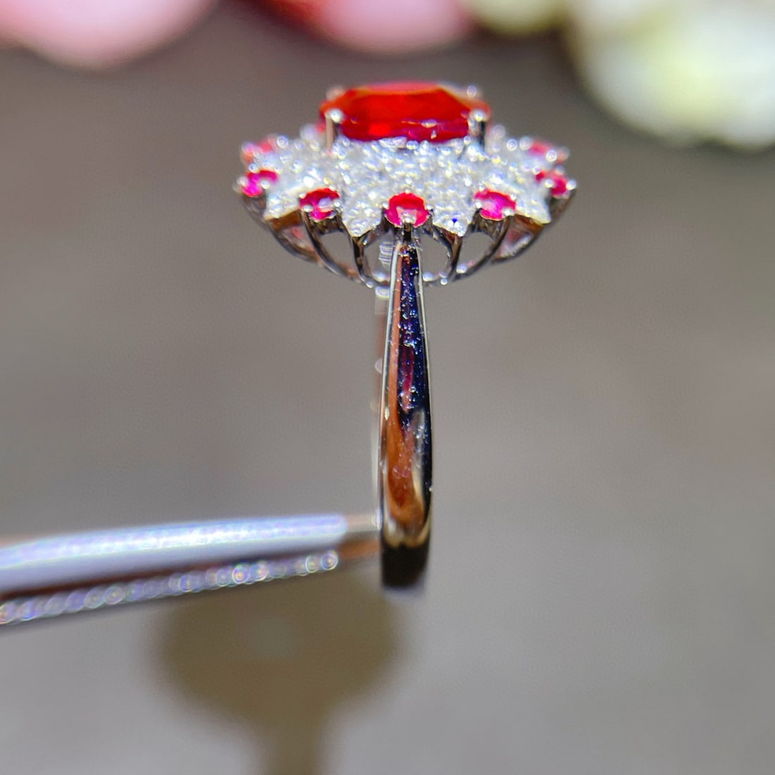14k Gold 1.25 Ctw Natural Ruby & Diamond Ring - 4
