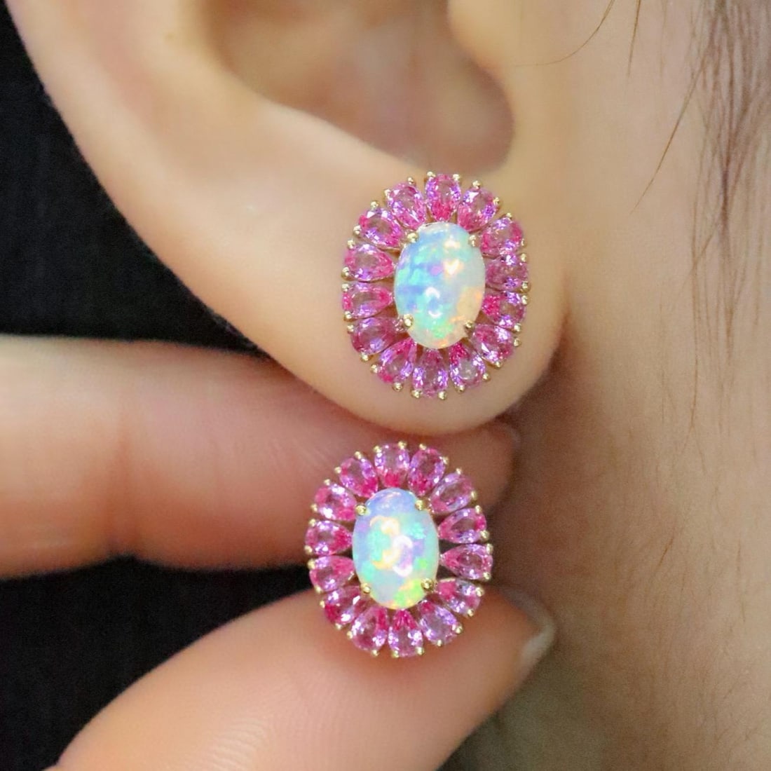 14k Gold 2.89 Ctw Natural Opal & Sapphire Earrings: Ref:231149227 // gold content:14k gold // main gemstone:opal // shape:oval // carat weight:0. 85ct // color:color // treatment:natural // // adjacent gemstone 2 : sapphire // number of stones:30 //