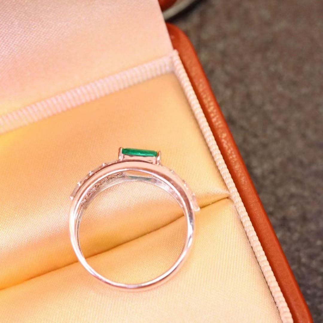 14k Gold 1.34 Ctw Natural Emerald & Diamond Ring - 4