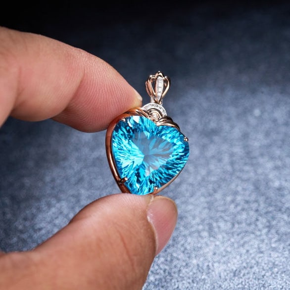 14k Gold 20.68 Ct Natural Topaz & Diamond Pendant( Without Chain ) - 7