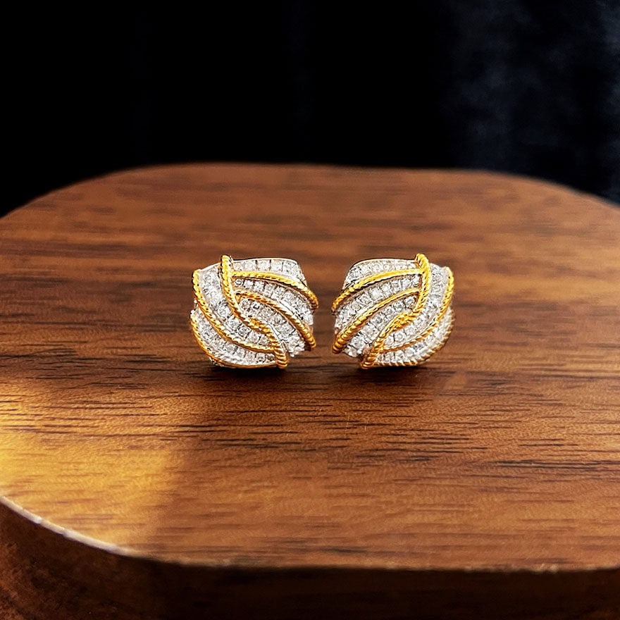 14k Gold 0.38 Ct Natural H Diamond Earrings: Ref:231150034 // gold content:14k gold // main gemstone:diamond // shape:round // carat weight:0. 38ct // clarity grade:vs-si // color:h // treatment:natural // cut grade:g // Condition: New Low