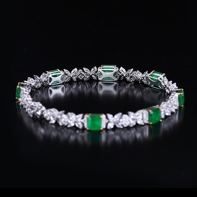 14k Gold 5.63 Ctw Vivid Green Natural Emerald & Diamond Bracelet - 5