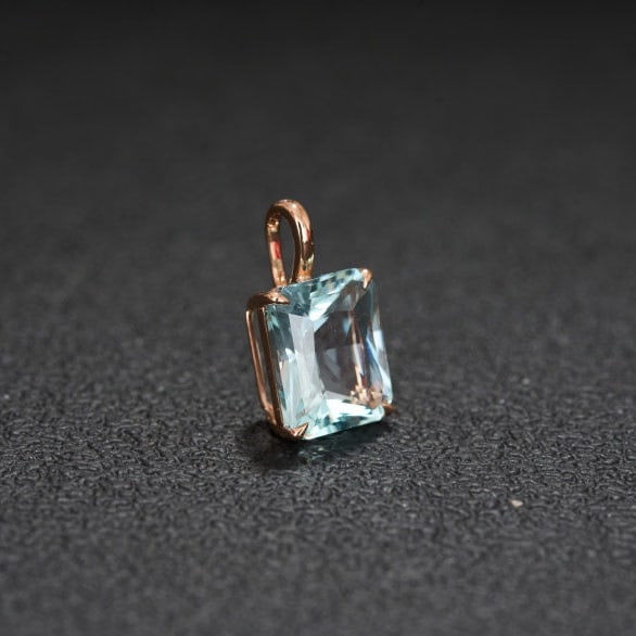 14k Gold 3.82 Ct Natural Aquamarine Pendant( Without Chain ) - 2