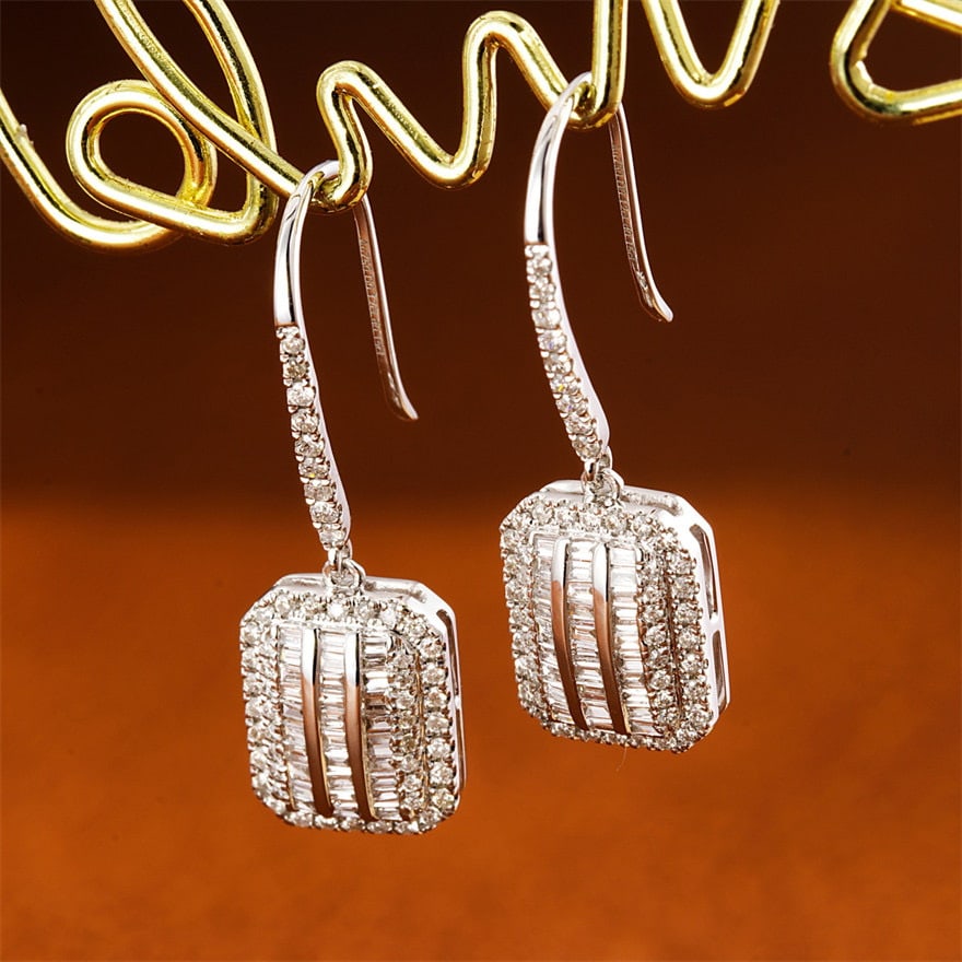 14k Gold 0.54 Ct Natural H Diamond Earrings: Ref:231150045 // gold content:14k gold // main gemstone:diamond // shape:multiple // carat weight:0. 54ct // clarity grade:vs-si // color:h // treatment:natural // Condition: New Low Estimate: