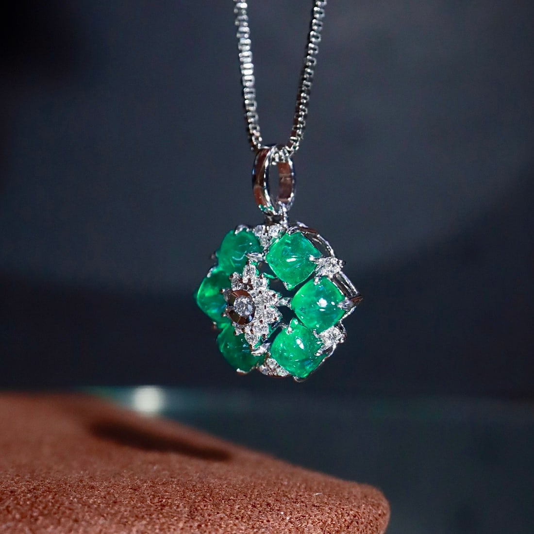 14k Gold 1.14 Ctw Natural Emerald & Diamond Pendant( Without Chain ) - 3
