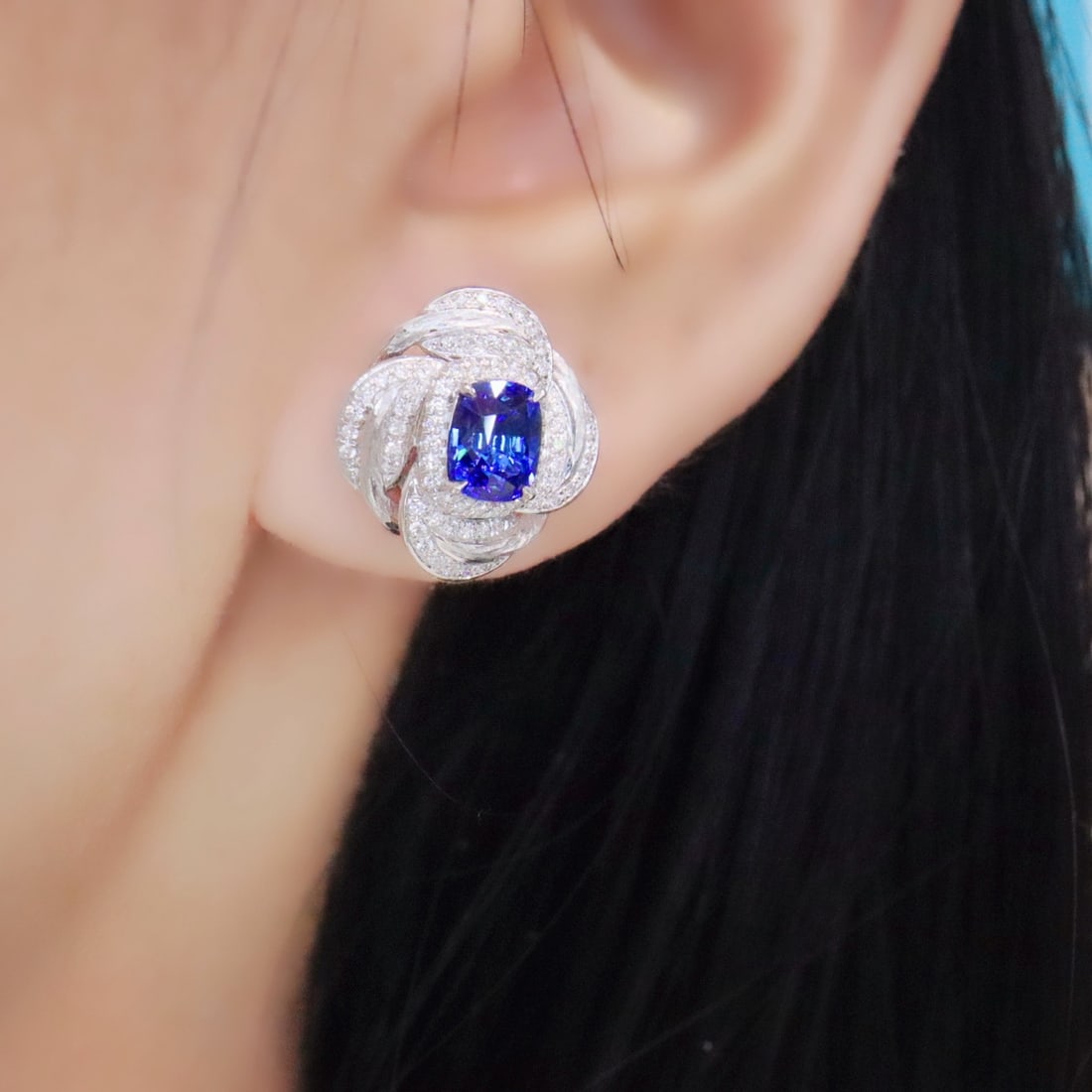 14k Gold 2.44 Ctw Natural Sapphire & Diamond Earrings - 5