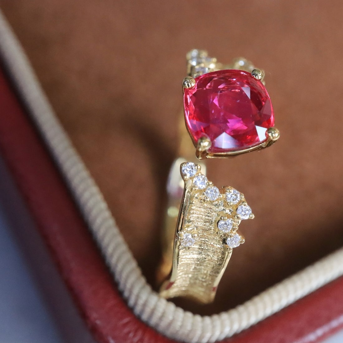 14k Gold 1.11 Ctw Natural Ruby & Diamond Ring - 3