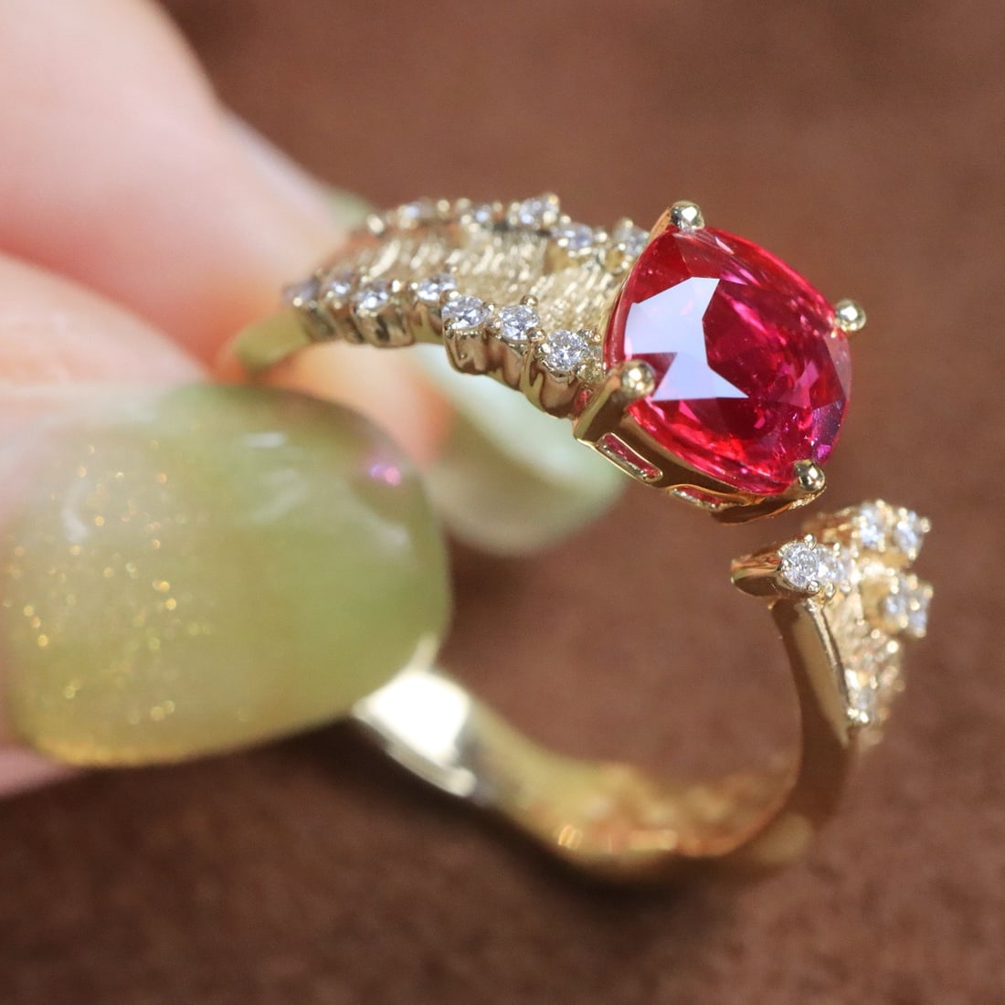 14k Gold 1.11 Ctw Natural Ruby & Diamond Ring - 4