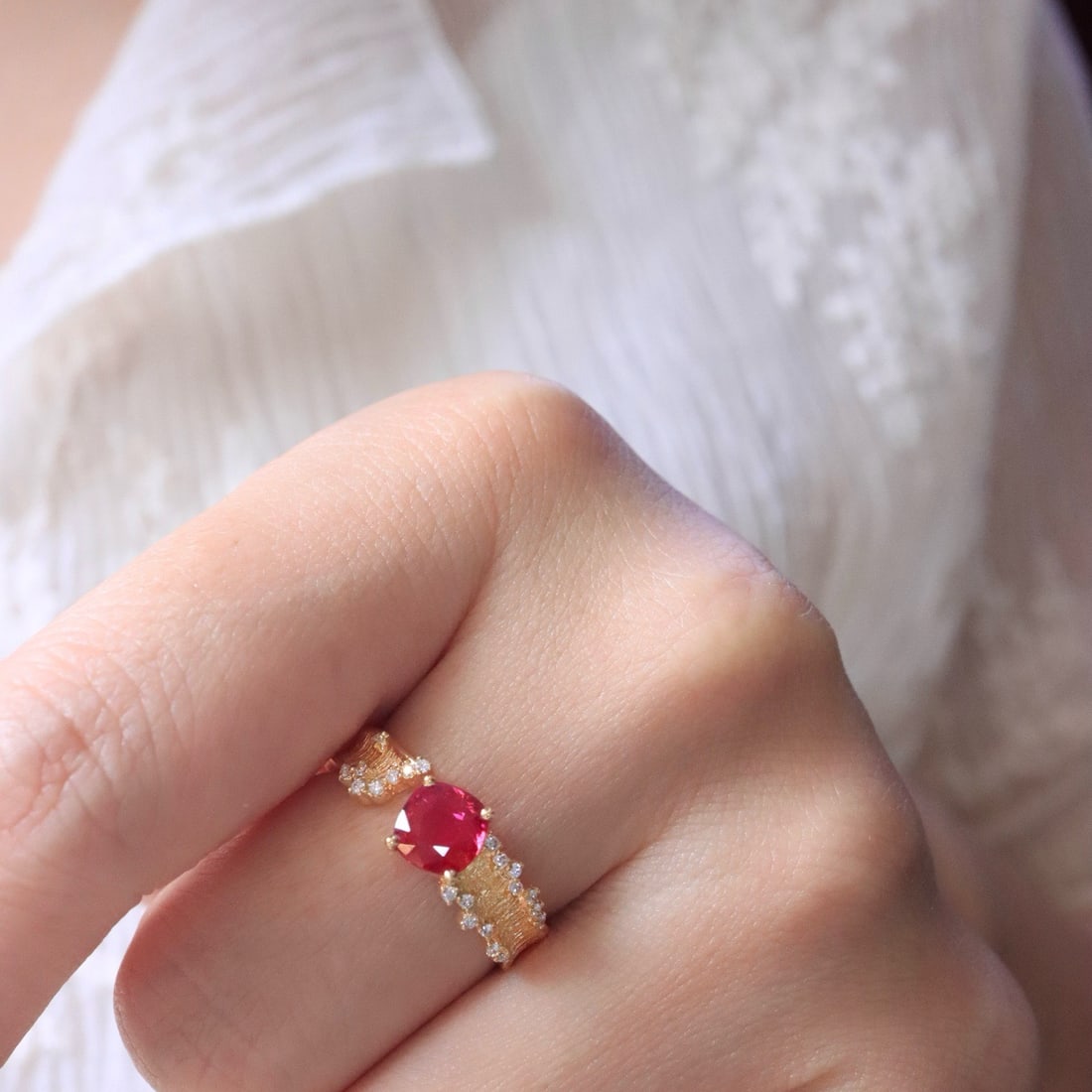 14k Gold 1.11 Ctw Natural Ruby & Diamond Ring - 5
