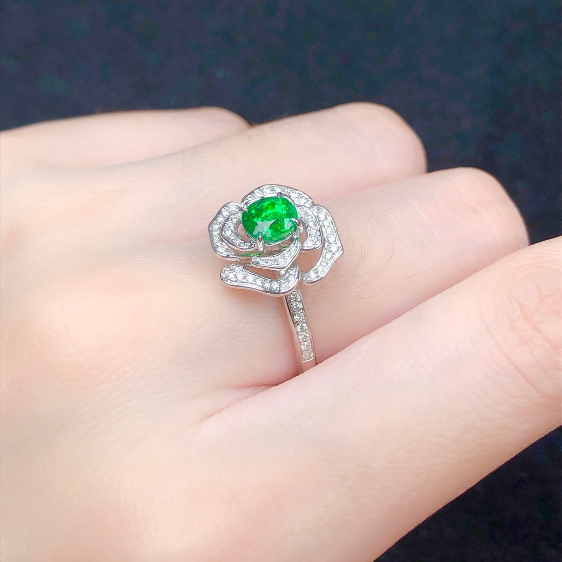 14k Gold 1.30 Ctw Natural Tsavorite & Diamond & Flowers Ring - 9