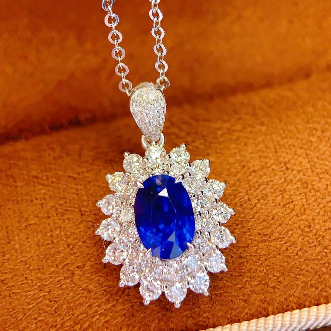 14k Gold 1.45 Ct Vivid Blue Natural Sapphire & Diamond Pendant( Without Chain ) - 5