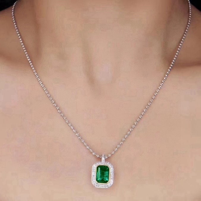 14k Gold 2.09 Ctw Vivid Green Natural Emerald & Diamond Pendant( Without Chain ) - 5