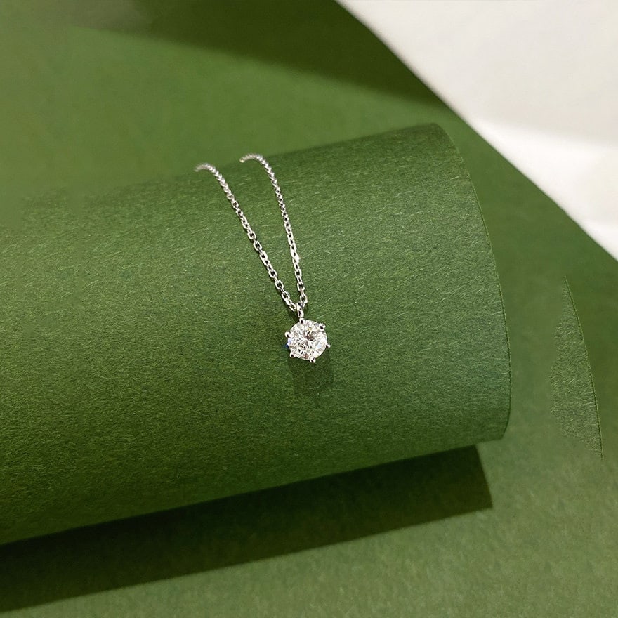 Gia Certified 14k Gold 0.30 Ct Natural H Si2 Round Diamond Necklace: Ref:231150120 // gold content:14k gold // main gemstone:diamond // certified:gia // shape:round // carat weight:0. 30ct // clarity grade:si2 // color:h // treatment:natural // cut grade:g //