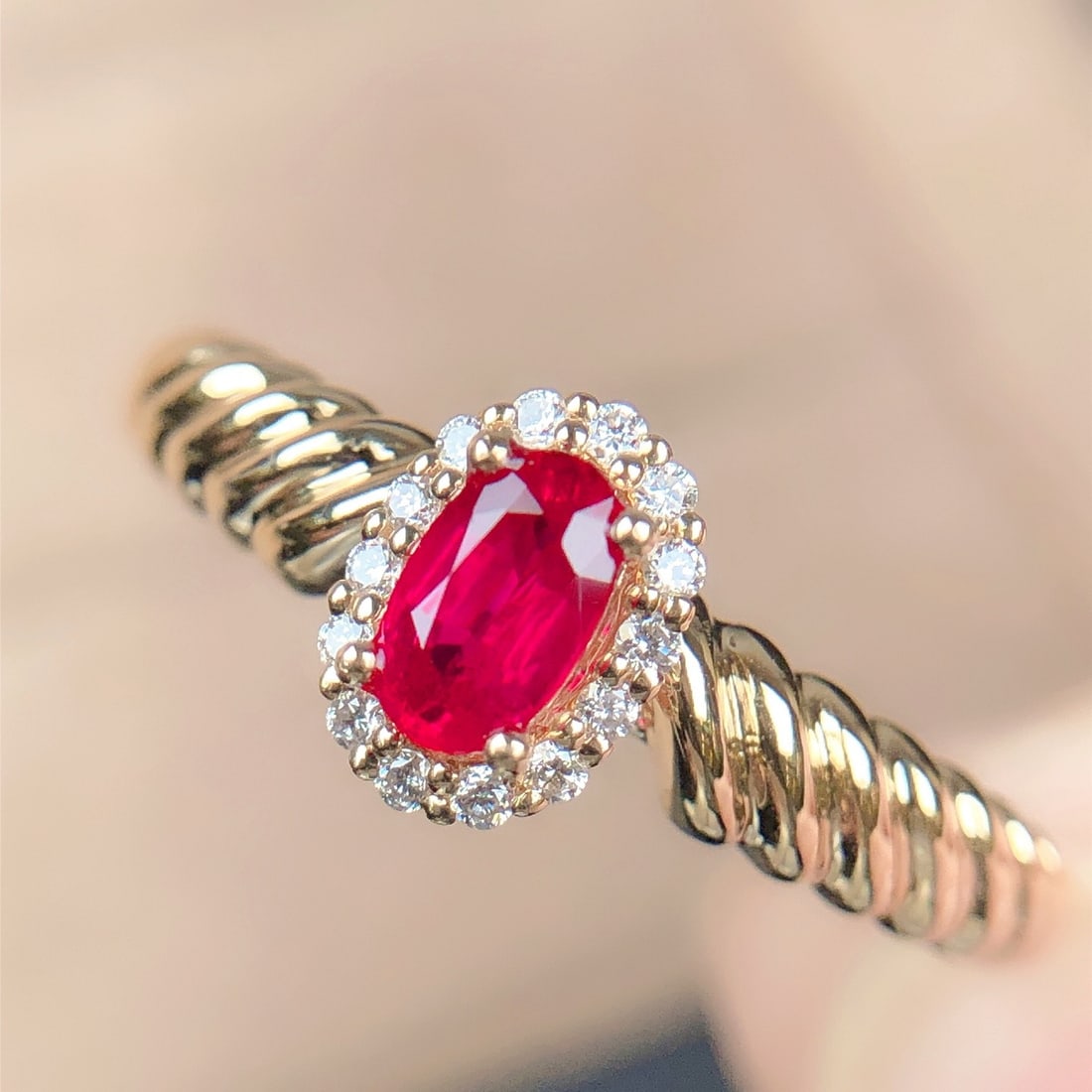 14k Gold 0.37 Ctw Natural Ruby & Diamond Ring - 3