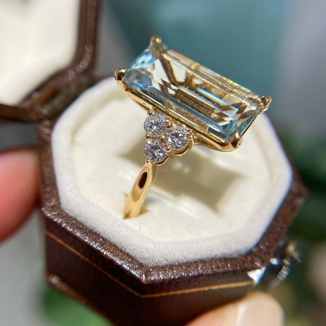 14k Gold 3.67 Ct Natural Aquamarine & Diamond Ring - 3