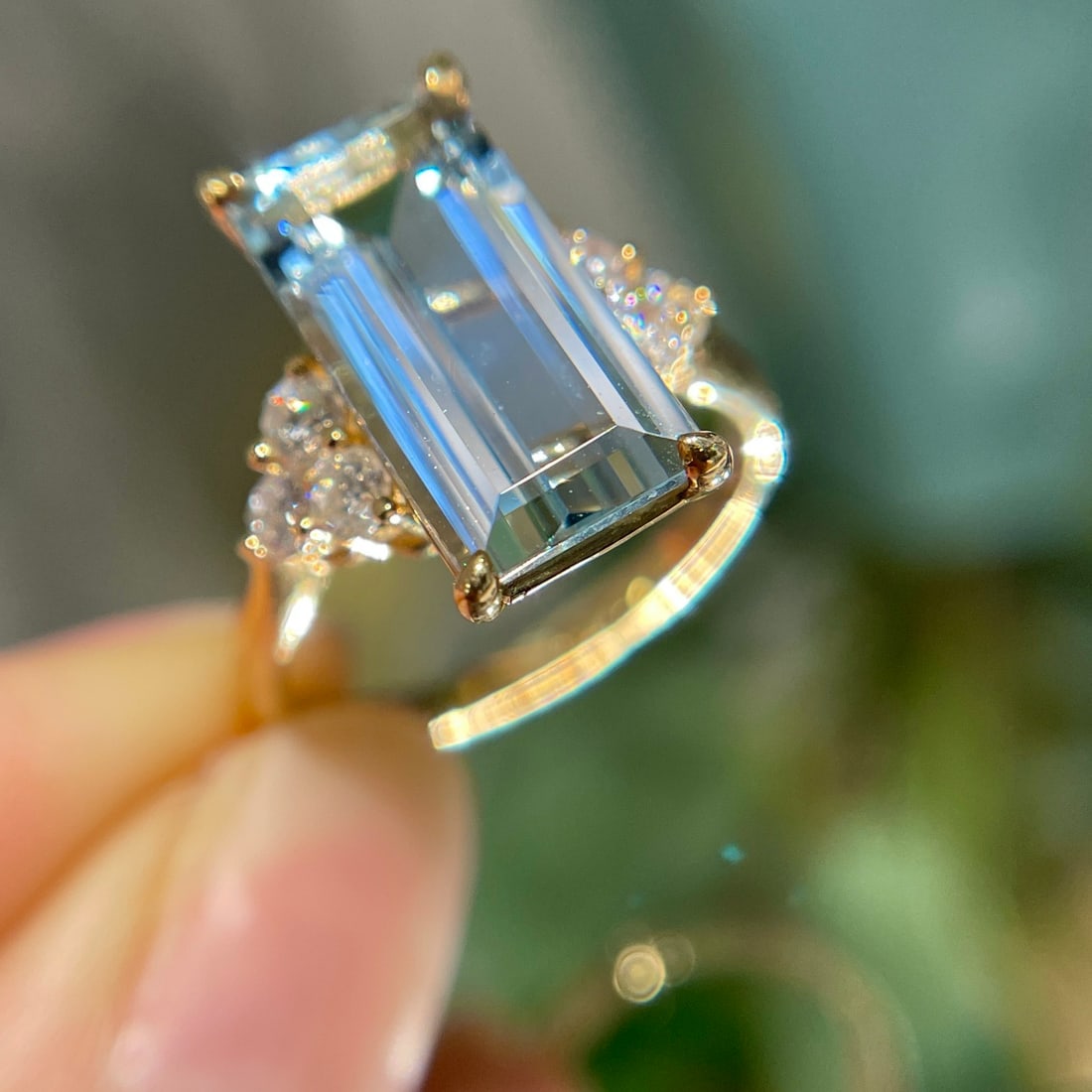 14k Gold 3.67 Ct Natural Aquamarine & Diamond Ring - 6