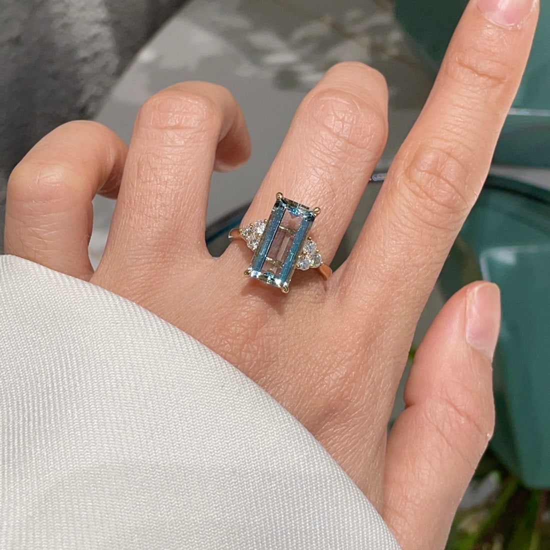 14k Gold 3.67 Ct Natural Aquamarine & Diamond Ring - 8