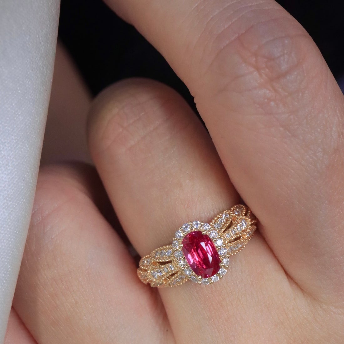 14k Gold 1.33 Ctw Natural Ruby & Diamond Ring - 5