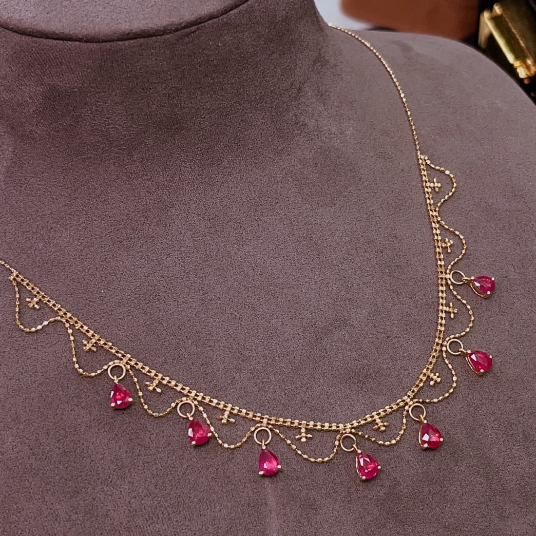 14k Gold 2.80 Ct Natural Ruby Necklace - 2