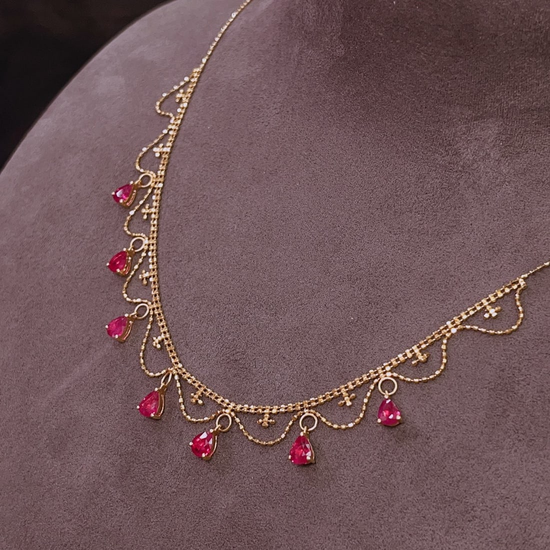 14k Gold 2.80 Ct Natural Ruby Necklace - 3