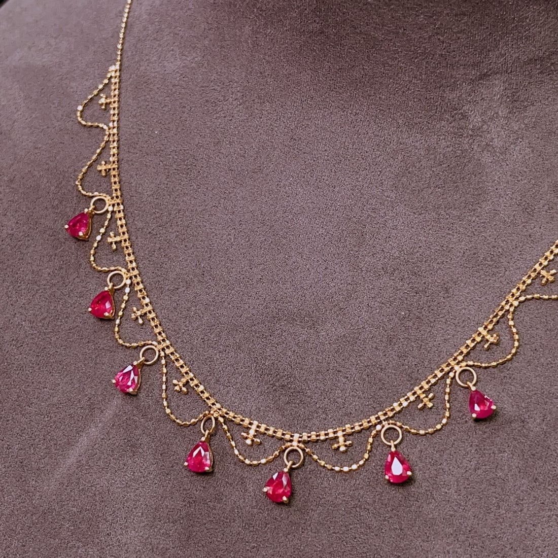 14k Gold 2.80 Ct Natural Ruby Necklace - 4